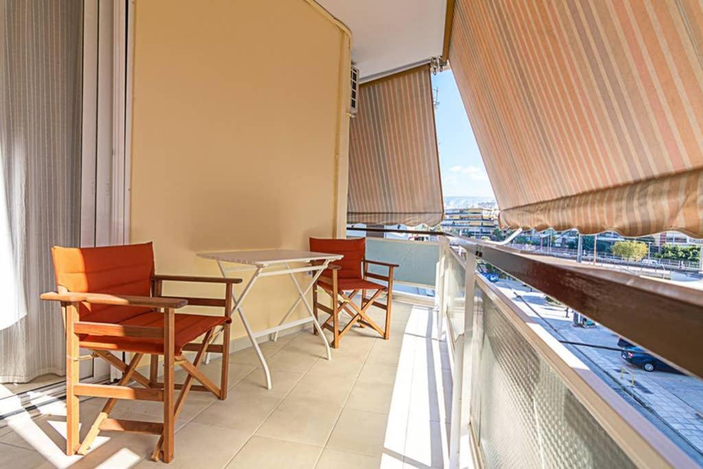 Cozy Flat With 1 Bedroom Next To Metro Station Athen Exterior foto