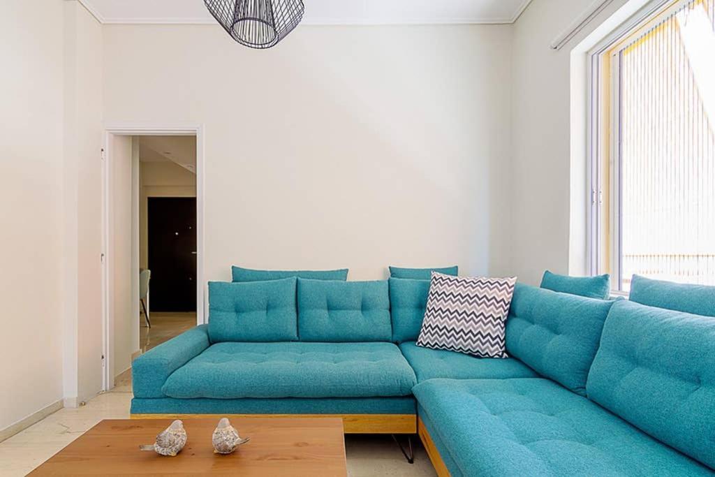 Cozy Flat With 1 Bedroom Next To Metro Station Athen Exterior foto